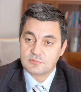 Acţiunile Tarom zboară către Bursa de Valori