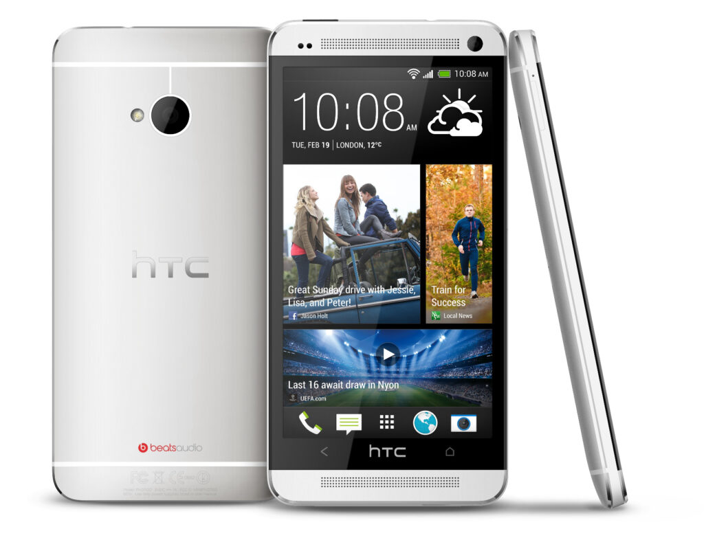 HTC pregăteşte One Max, cu ecran de 6 inch