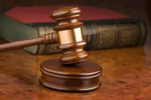 Tribunalul a respins cererea de arestare a vicepreşedintelui Camerei de Comerţ