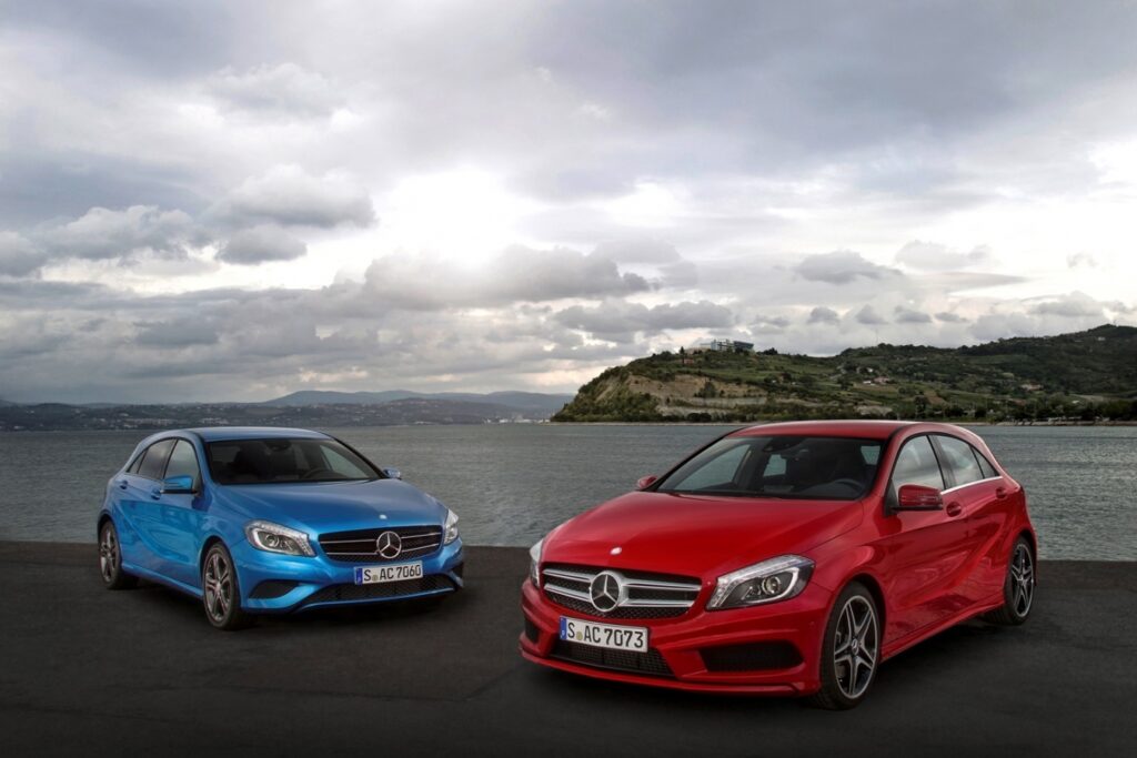 Mercedes a vândut un număr record de vehicule în 2013