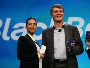 Blackberry renunţă la colaborarea cu Alicia Keys