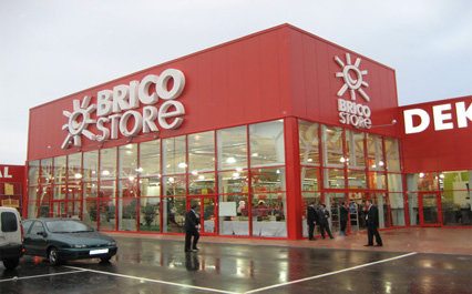 Kingfisher a cumpărat magazinele Bricostore din România