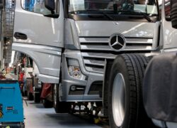 Mercedes deschide cataloagele de comenzi pentru un nou Actros