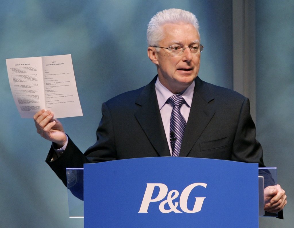 Procter & Gamble îl aduce înapoi pe fostul director general