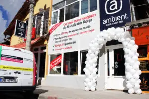Ambient reia ofensiva în bricolaj după un an de pauză