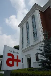 Care este secretul creşterii cu 11% a profitului Antibiotice Iaşi, pe o piaţă farma cel puţin „agitată”