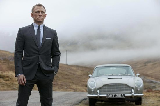 Aston Martin e, din nou, de vânzare: 800 mil. euro pentru a deveni furnizorul mașinilor lui James Bond