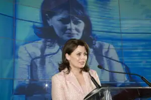 Aurelia Cristea: Privatizarea, singura soluţie pentru Poşta Română