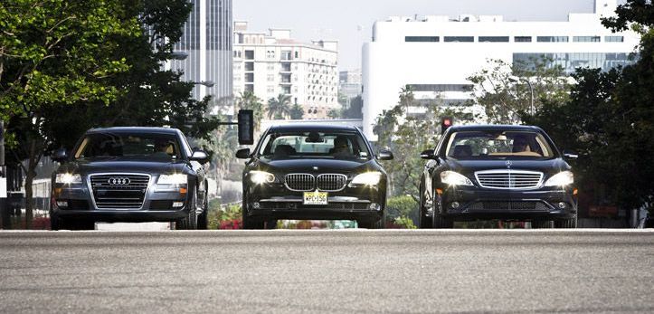 Piața auto scade, Audi, BMW și Mercedes-Benz cresc