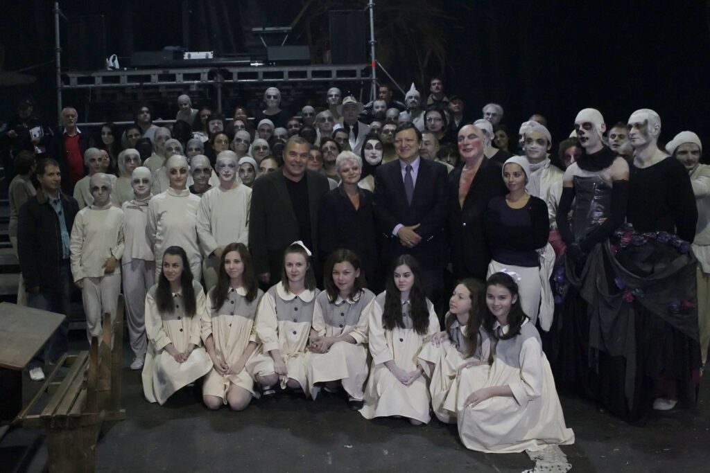 Jose Manuel Barroso a văzut ”Faust-ul” sibienilor de la ”Radu Stanca”