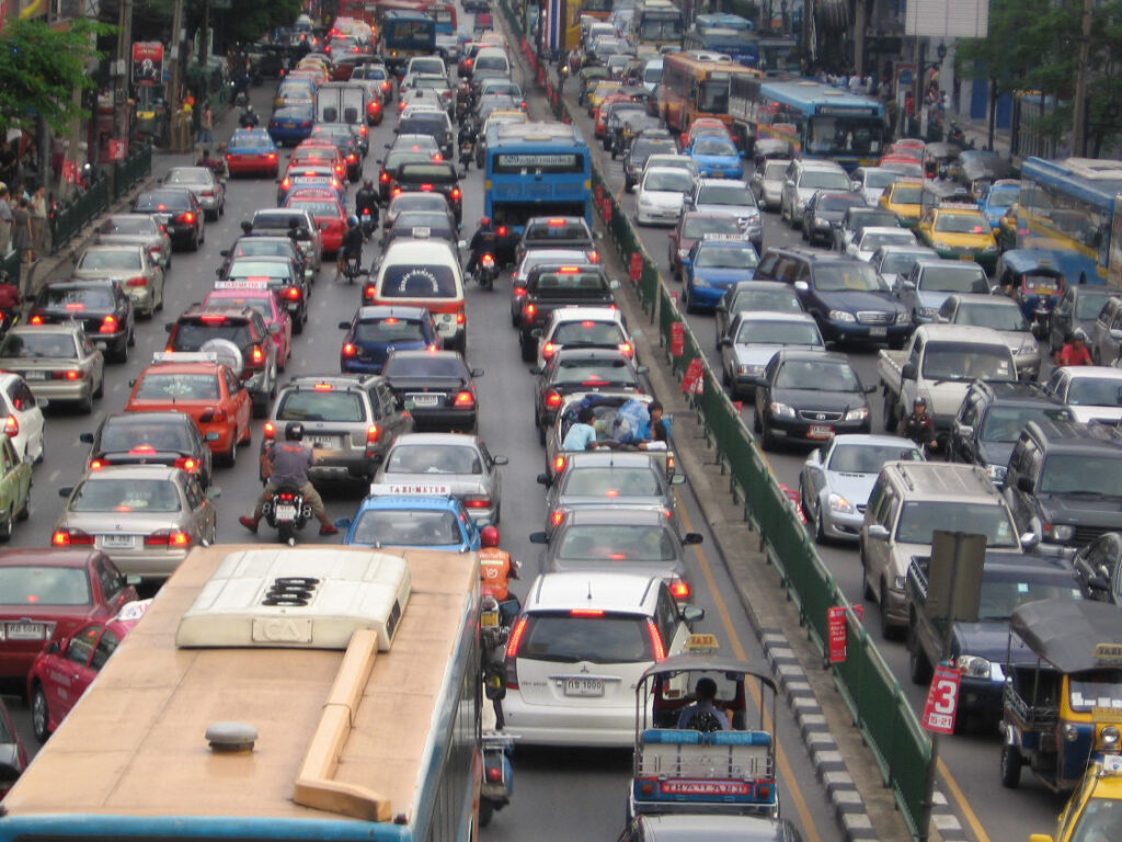 Autoritățile din Beijing au găsit o soluție pur chinezească de reducere a traficului