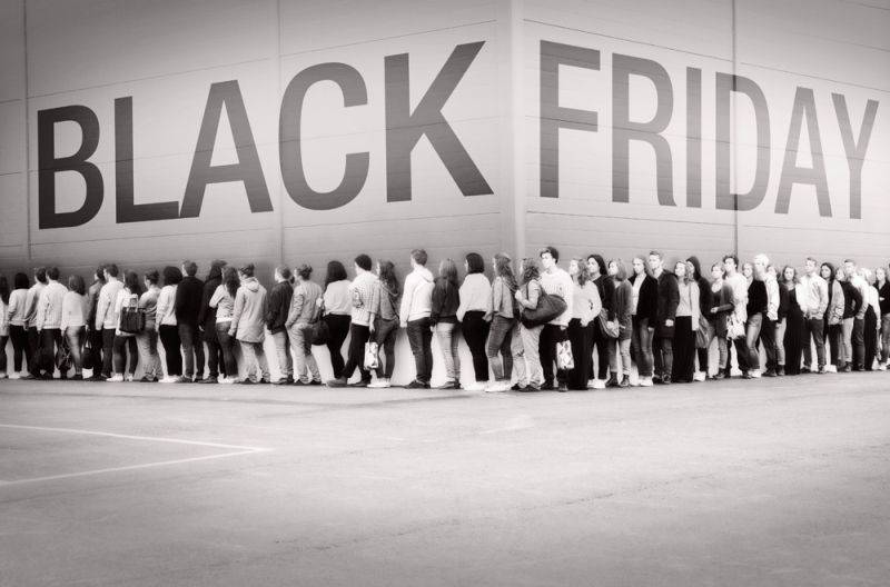 Black Friday: Cât au vândut ieri cele mai mari magazine