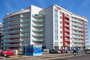 Milionarul român care vrea să construiască apartamente ungurilor şi austriecilor