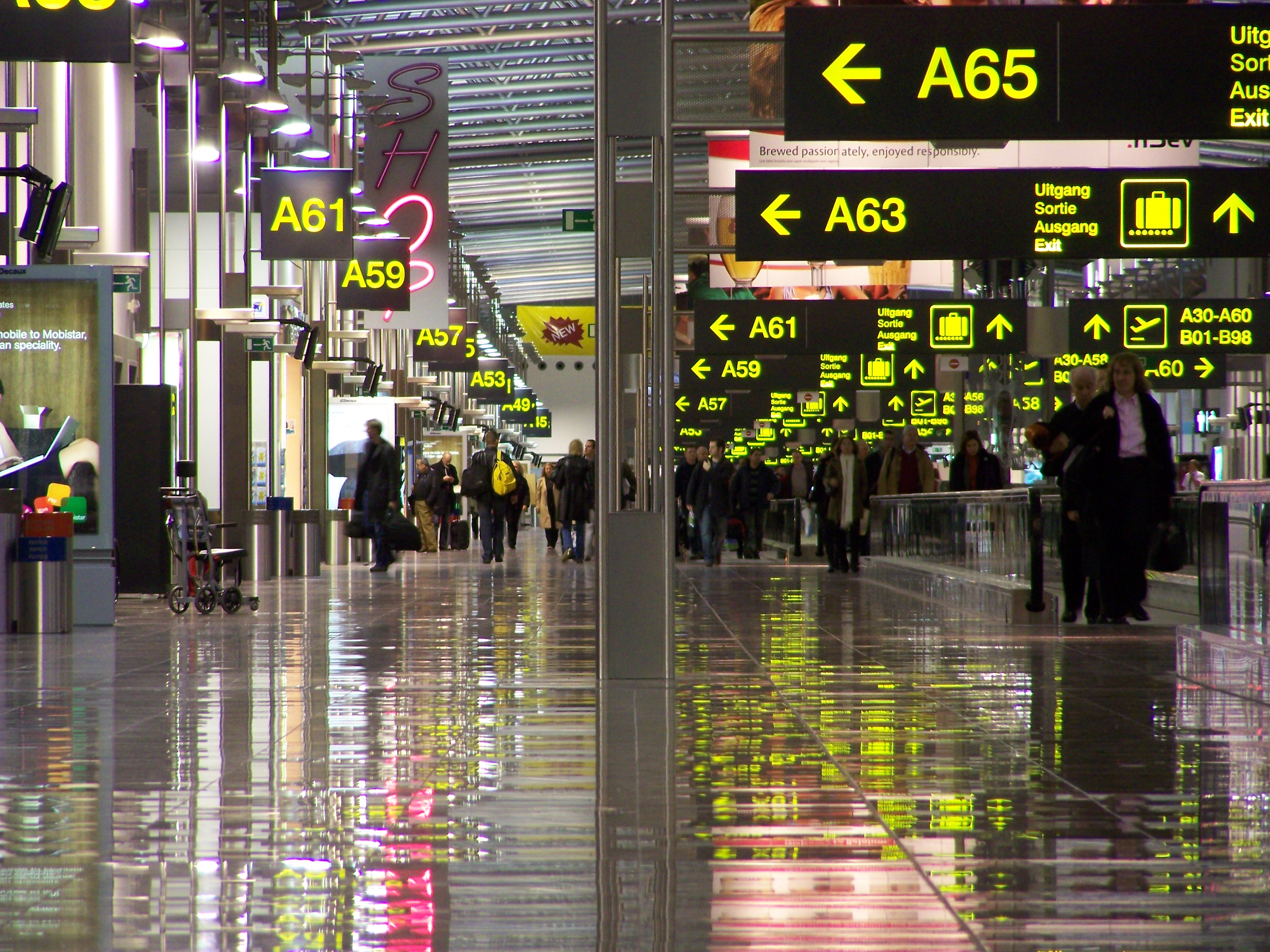 Activitatea aeroportului din Bruxelles, perturbată de repetițiile pentru ziua națională