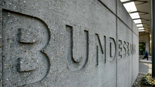 Bundesbank: politicienii trebuie să decidă cu pivire la viitorul uniunii monetare