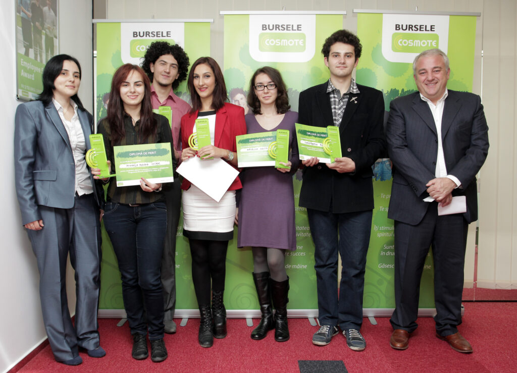 Cosmote România anunţă câştigătorii celei de-a treia ediţii a Burselor Cosmote
