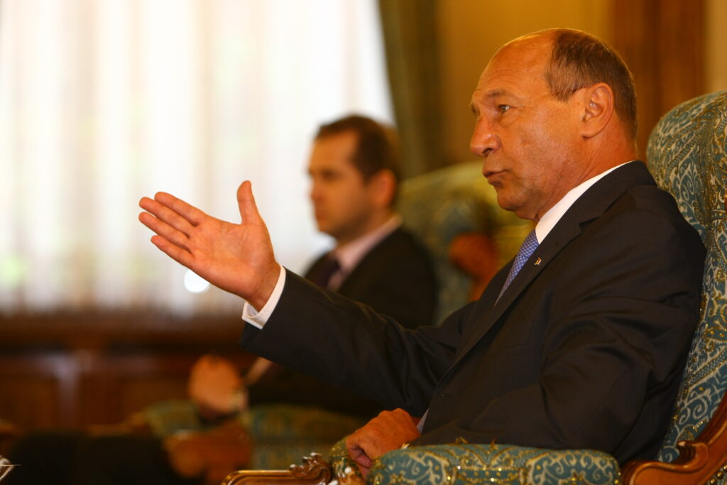 Băsescu, la finalul Consiliului European: Avem răgaz de a modifica Constituţia până la finalul anului 2013