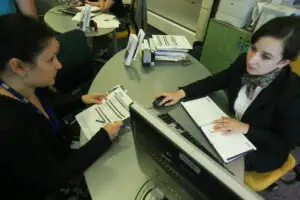 Restructurarea, mărul otrăvit oferit de bănci