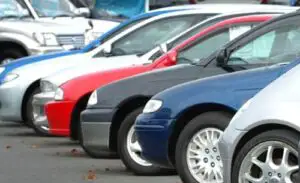 Vânzările de mașini din primul semestru prefigurează cel mai slab an din ultimii 12