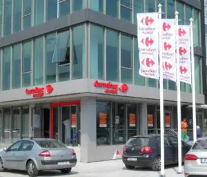 Se aprinde scânteia unui război fulger Carrefour Market – Mega Image pentru ocuparea Capitalei