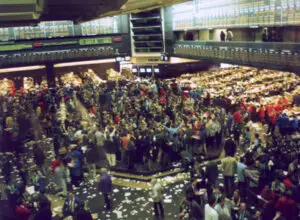 Spion chinez la bursa din Chicago. Paguba estimată: 50 – 100 mil. USD