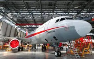 China dă 8 miliarde de dolari pe 60 de avioane Airbus