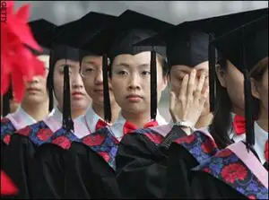 Cum se bat chinezii pentru un loc la facultate