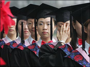 Cum se bat chinezii pentru un loc la facultate