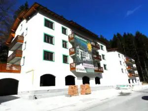 Italiana Edilizia a finalizat 40 de apartamente de vacanţă în Predeal