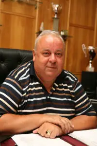 Și milionarii se retrag