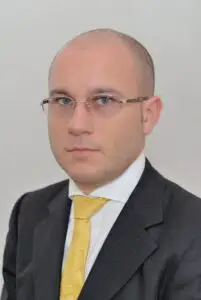 Amintiri din epoca de aur. Episodul (ne)constituțional
