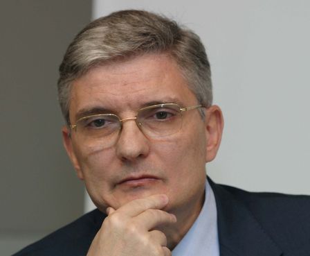 Daniel Dăianu: Cine va fi ales la ASF sper să ajute Autoritatea să iasă dintr-un con de umbră