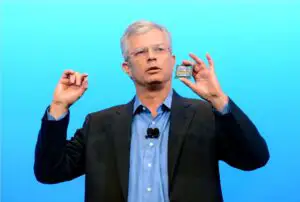 Intel: În curând vom vorbi cu calculatoarele noastre