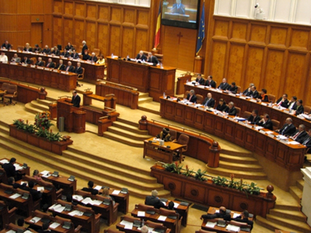 Deputații au cheltuit 48 mil. lei în doar șase luni