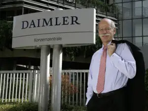Exemplu german: Daimler garantează locurile de muncă până în 2016