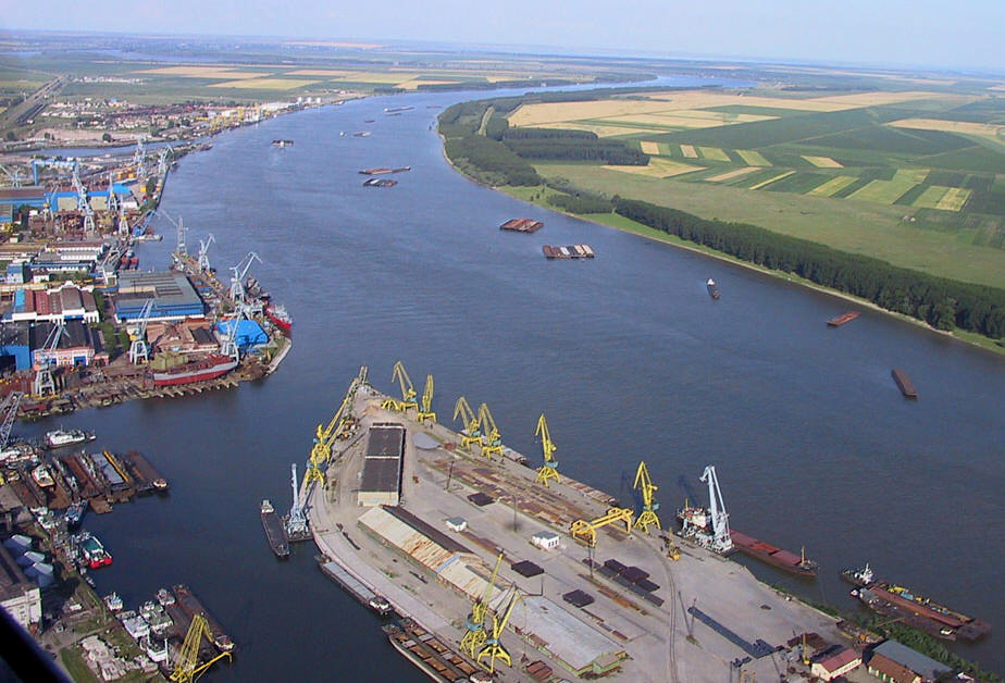 Boagiu vrea ca portul Constanţa să devină al doilea port ca mărime din UE