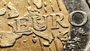 AOAR solicită o analiză a efectelor pe care le implică blocarea fondurilor europene