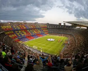 Se întâmplă şi la alţii. Cluburile spaniole de fotbal au datorii la stat de peste 750 mil. euro