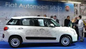 Noul 500L impulsionează producția uzinei Fiat din Serbia