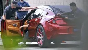 Fisker pregătește un frate mai mic pentru fenomenalul Karma