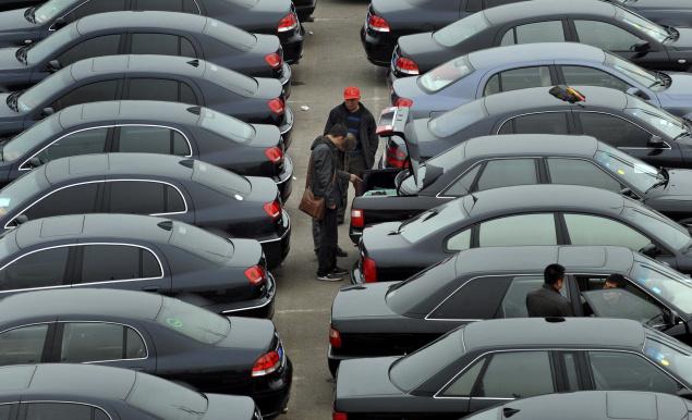 În Europa mașinile se cumpără mai mult angro decât „la bucată”