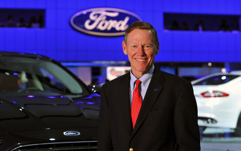 Bonus de 12 milioane de dolari pentru şeful Ford