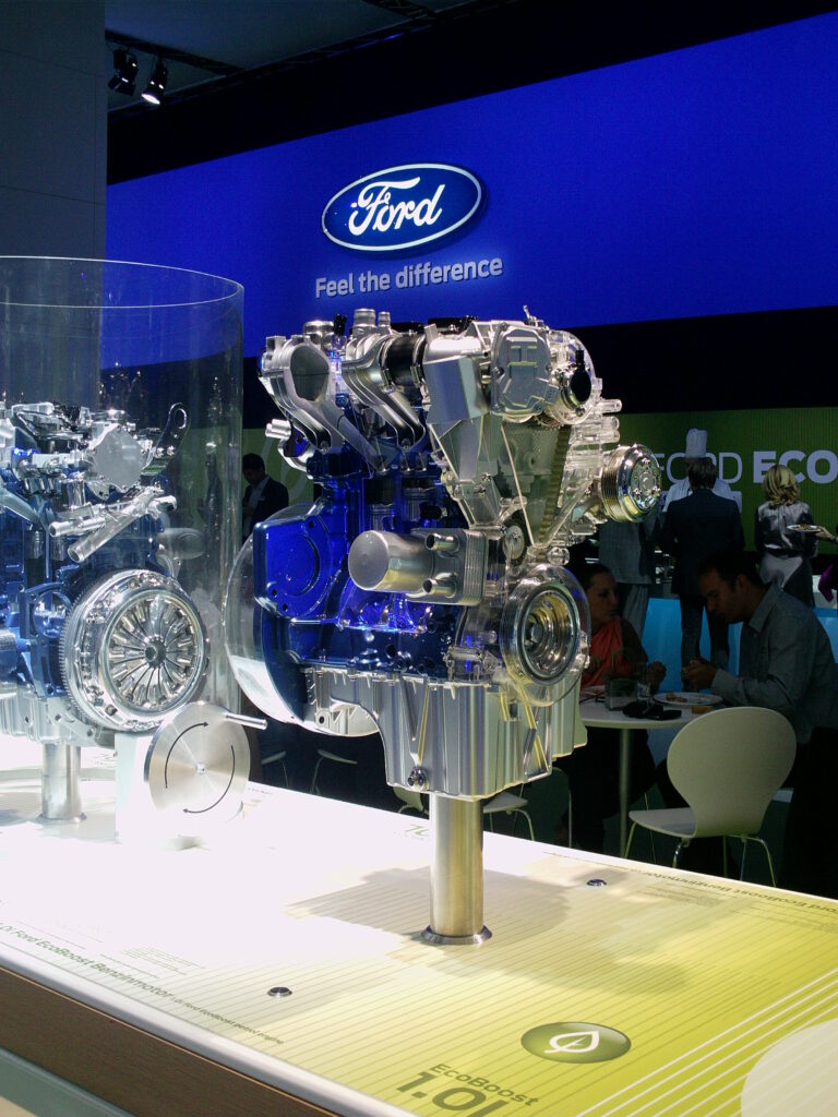 Propulsorul produs de Ford la Craiova a primit titlul de „Motorul Internaţional al Anului”