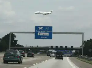AVERTISMENT: Controlorii de trafic ai aeroportului din Frankfurt intră în grevă