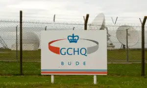 Mai multe organizaţii intentează proces agenţiei britanice de spionaj pentru violarea vieţii private