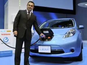 Vremea mașinilor electrice nu a venit. Renault-Nissan admite că a greșit calculele