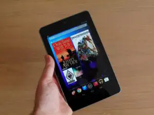 Care sunt cele CINCI greşeli pe care le fac oameni atunci când cumpără o tabletă