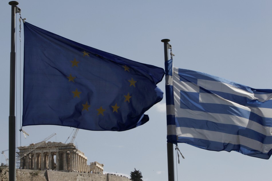 Grecia refuză să ia în calcul o ieșire din zona euro