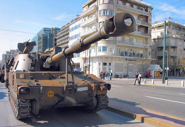 Grecia se pregăteşte de RĂZBOI. A achiziţionat muniţii de tancuri în valoare de 13,5 mil. euro