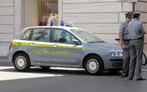 ŢARA care nu se joacă atunci când vine vorba de piraţii online şi de TORRENTE